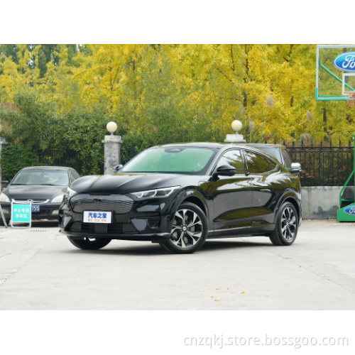 In magazzino 2023 Changan Ford Mustang Mach E 4WD Auto SUV EV Auto usata